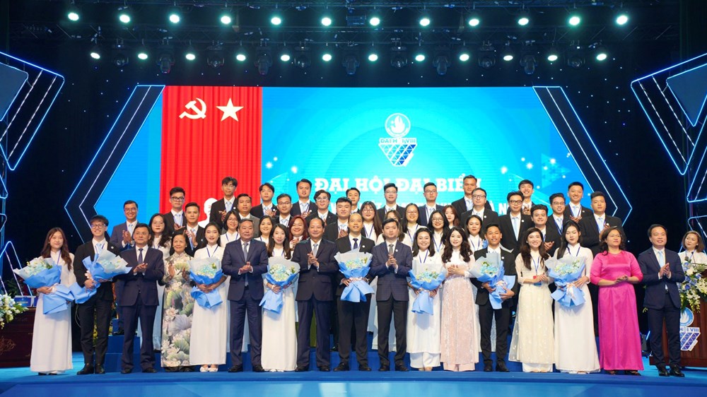 Ðại hội đại biểu Hội Sinh viên Việt Nam thành phố Hà Nội lần thứ VIII thành công tốt đẹp - ảnh 1