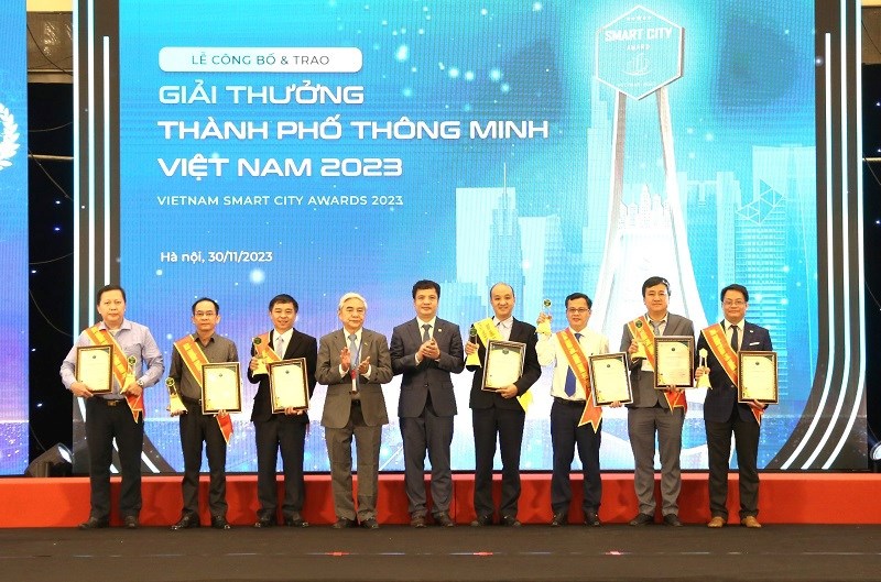Hà Nội nhận giải thưởng Thành phố hấp dẫn Khởi nghiệp Đổi mới sáng tạo - ảnh 1