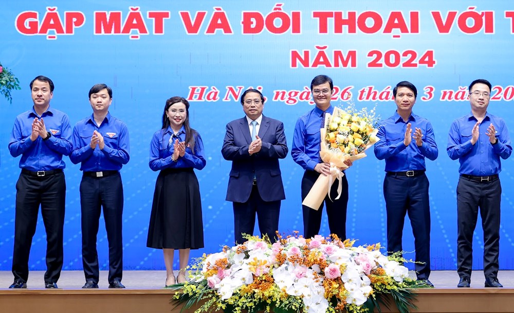Thủ tướng Phạm Minh Chính đang đối thoại với Thanh niên Việt Nam - ảnh 2
