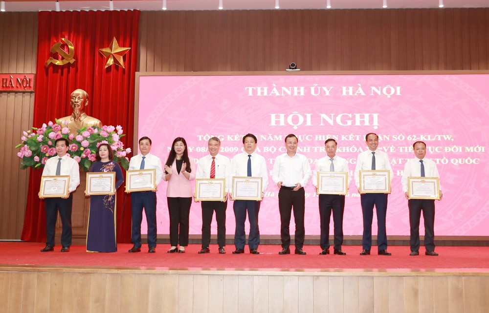 Tiếp tục đổi mới nội dung, phương thức hoạt động của Mặt trận tổ quốc và các đoàn thể chính trị - xã hội - ảnh 3