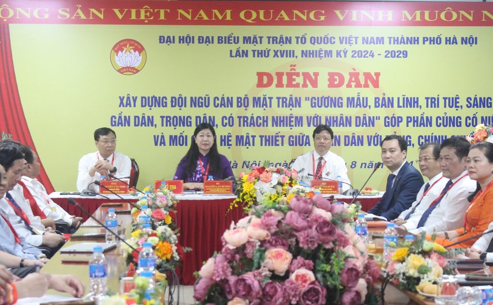 Cán bộ Mặt trận làm việc bằng tấm lòng, trách nhiệm - ảnh 1
