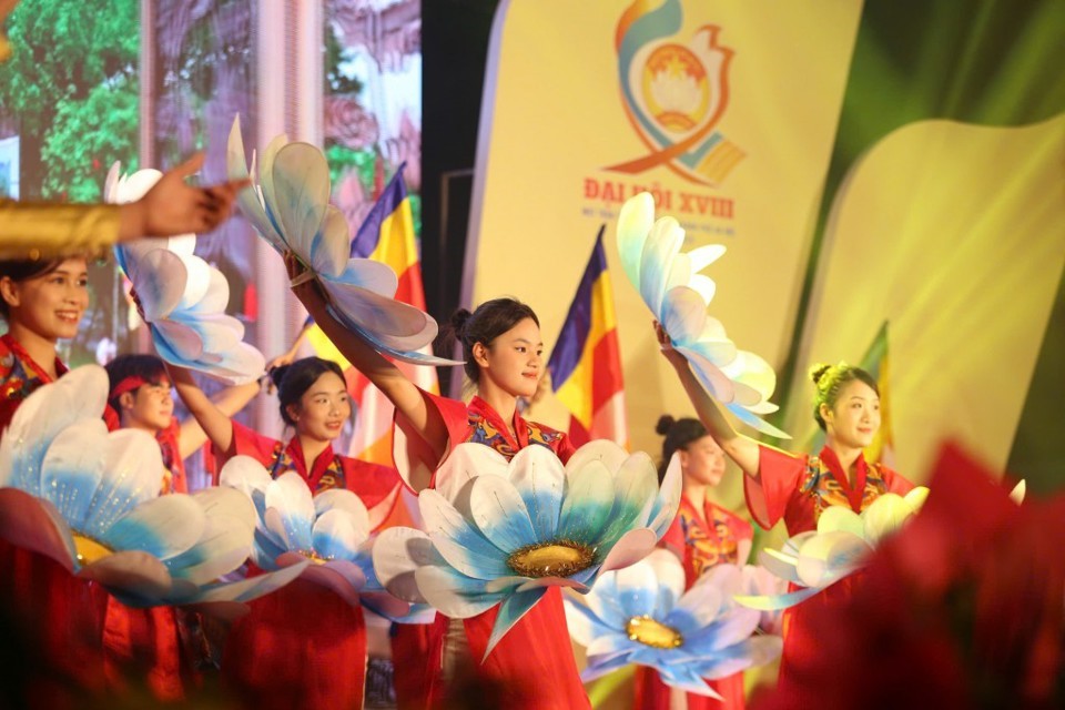Chương trình nghệ thuật “Bài ca đại đoàn kết” chào mừng thành công Đại hội Đại biểu MTTQ Việt Nam TP Hà Nội - ảnh 2