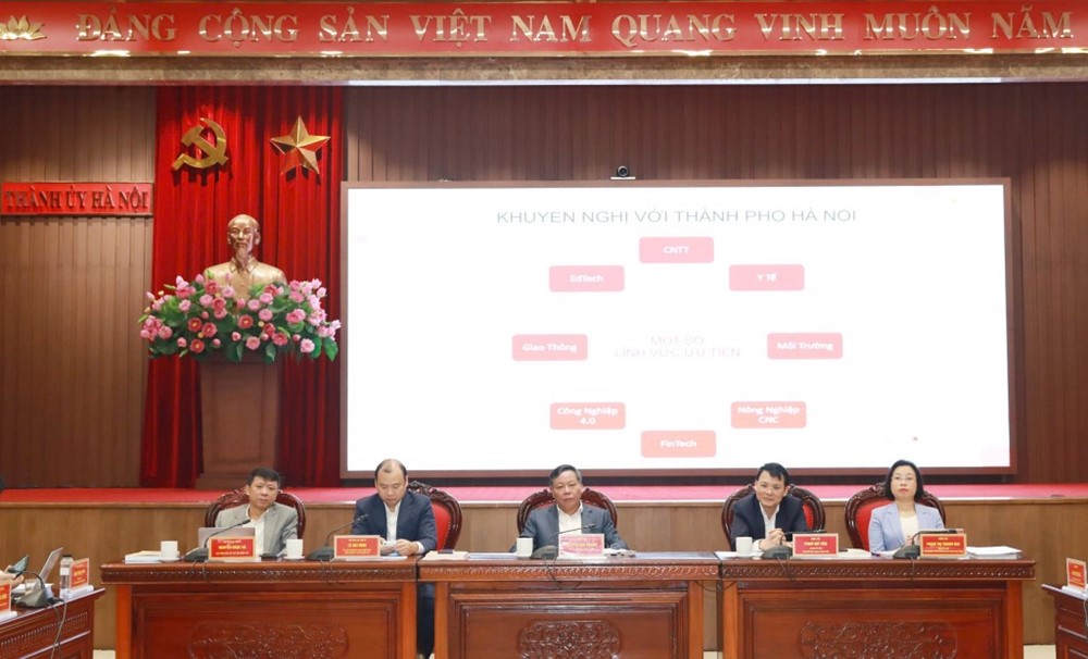 Các “điểm nghẽn” cần được nhận thức, quán triệt và đồng lòng tháo gỡ trong quá trình thực hiện Luật Thủ đô - ảnh 2