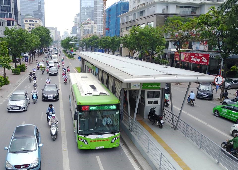 Hà Nội tăng cường công tác kiểm tra hoạt động vận tải nhằm đáp ứng tốt nhu cầu đi lại của nhân dân  - ảnh 1