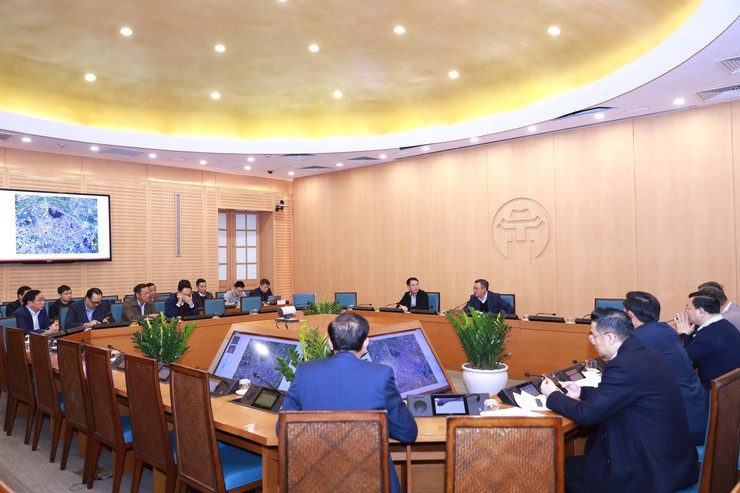 Chủ tịch Hà Nội giao các ngành khẩn trương triển khai đồng bộ các giải pháp bổ cập sông Tô Lịch - ảnh 1