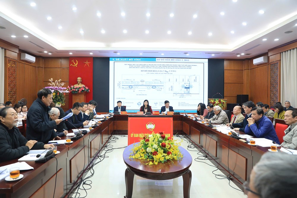 ​  Hà Nội: Góp ý về quản lý, khai thác, sử dụng tạm thời một phần lòng đường, hè phố - ảnh 1