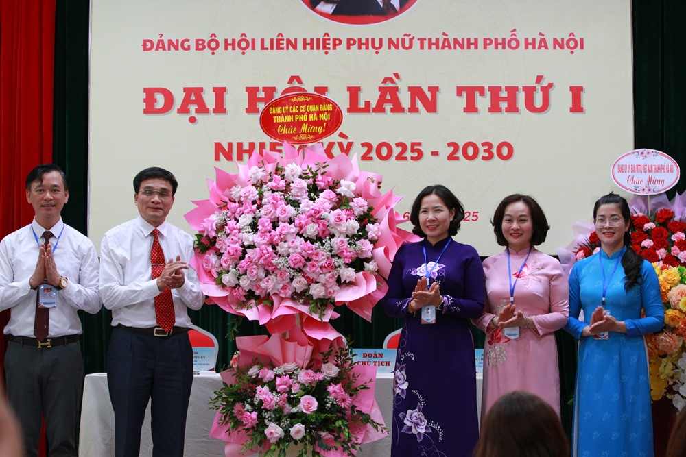 Hy vọng Đảng bộ Hội LHPN Thành phố Hà Nội nhiệm kỳ 2025-2030 sẽ có bước phát triển mới, vững chắc hơn - ảnh 3