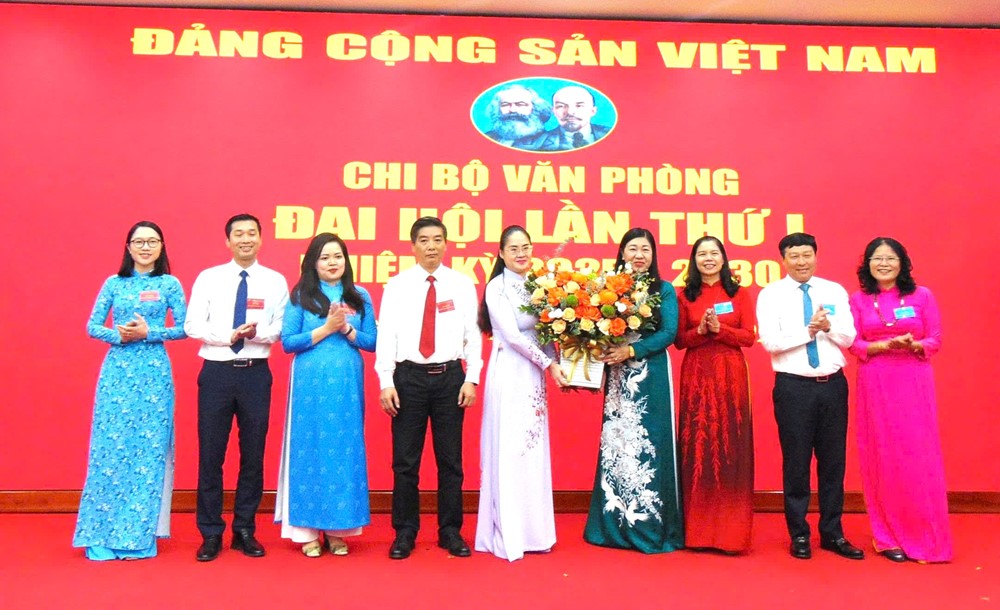 Chi bộ Văn phòng Uỷ ban MTTQ Việt Nam TP Hà Nội tổ chức Đại hội lần thứ I, nhiệm kỳ 2025 - 2030 - ảnh 6