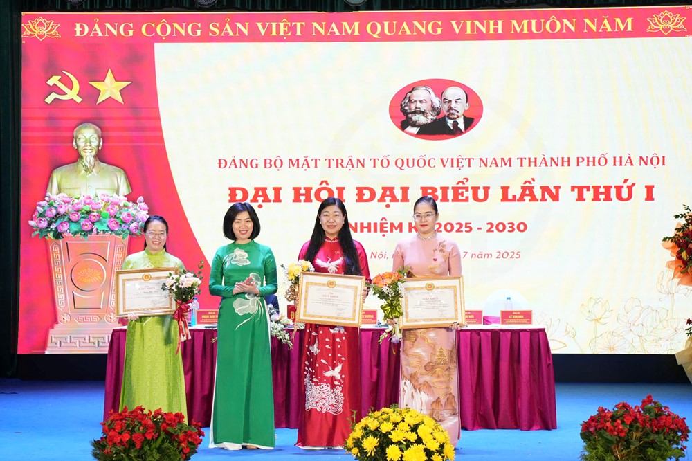 Niềm tin của cán bộ, đảng viên và nhân dân với Đảng ngày càng được củng cố và sâu sắc hơn - ảnh 4