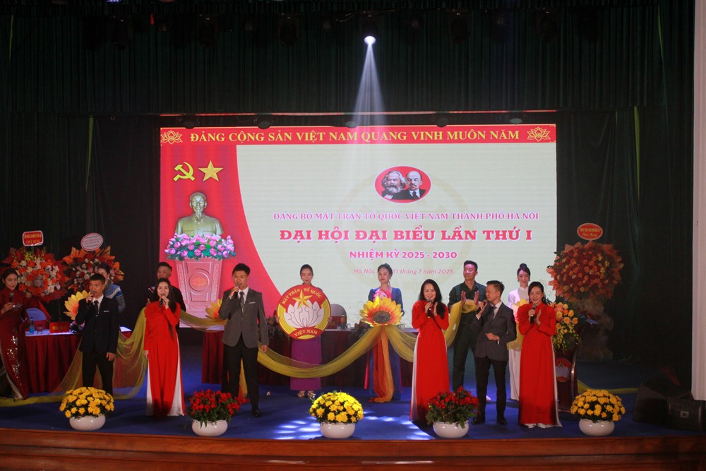 Sáng nay, khai mạc Đại hội Đảng bộ Mặt trận Tổ quốc Việt Nam thành phố Hà Nội lần thứ I nhiệm kỳ 2025 – 2030 - ảnh 2
