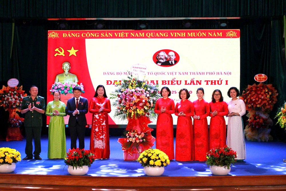 Phấn đấu hoàn thành thắng lợi Nghị quyết Đại hội Đảng bộ Mặt trận Tổ quốc Việt Nam thành phố Hà Nội lần thứ I - ảnh 3