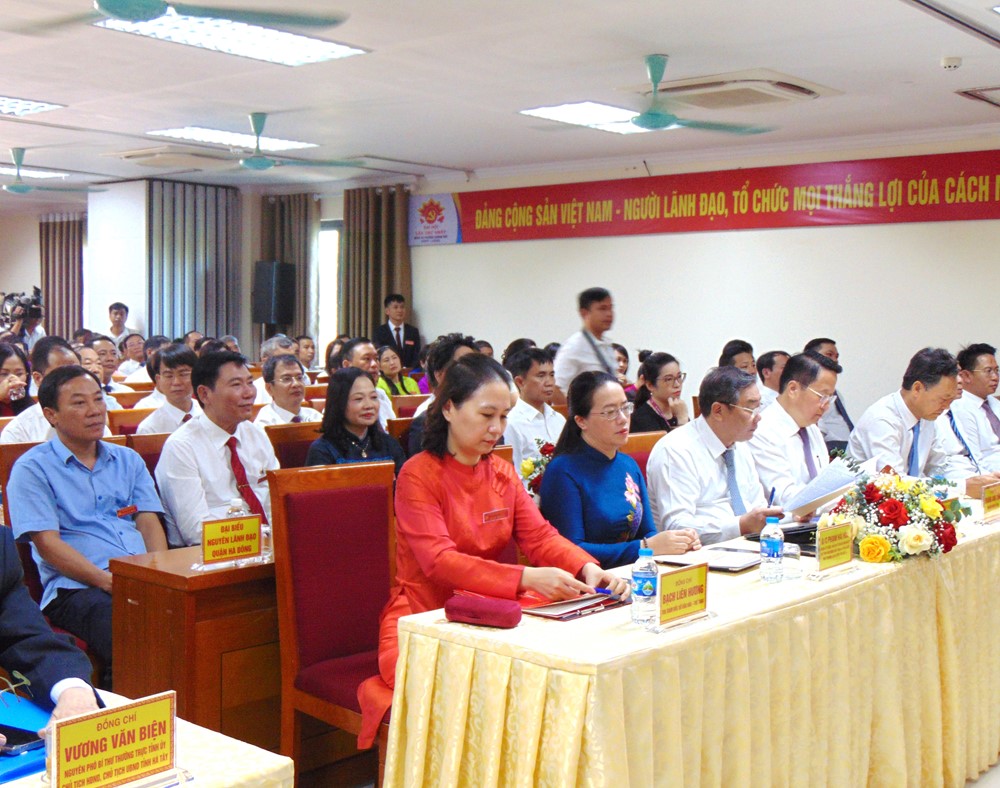 Xây dựng một Dương Nội vững mạnh toàn diện, không ngừng phát triển, cùng cả nước bước vào kỷ nguyên mới - ảnh 2