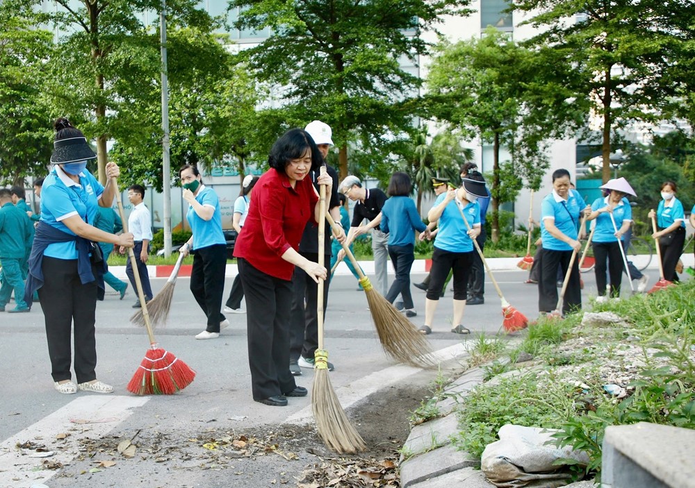 Cùng nhau biến việc giữ gìn vệ sinh môi trường thành một nét văn hóa, một thói quen hàng ngày - ảnh 1