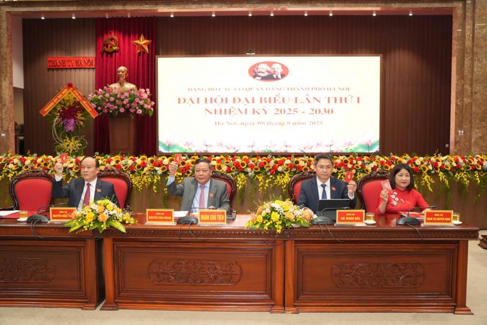 “Gương mẫu đi đầu - Khát vọng vươn cao - Tư duy Thủ đô - Hành động Hà Nội" - ảnh 1