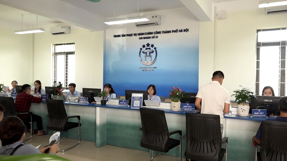 Đưa các dịch vụ hành chính đến gần hơn với người dân, doanh nghiệp - ảnh 1