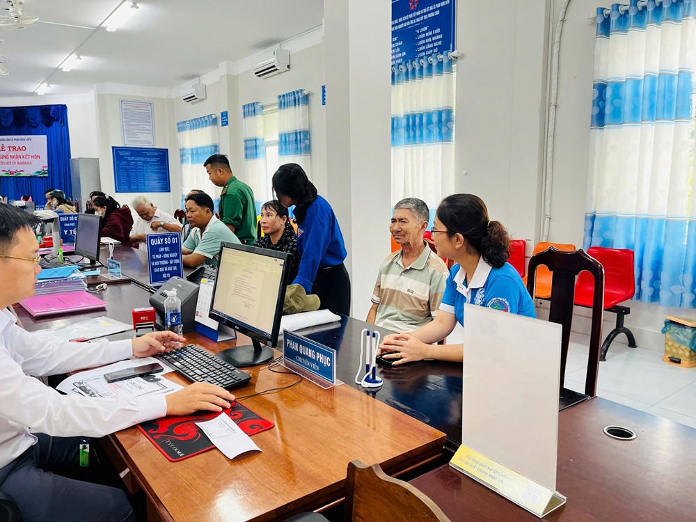 Bộ đội Biên phòng cùng các tổ chức chính trị - xã hội chung sức vì chính quyền “gần dân, sát dân, phục vụ Nhân dân” - ảnh 1
