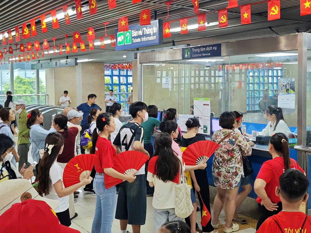 Hôm nay (24/8), tổng hợp luyện diễu binh, diễu hành lần 2 tại Quảng trường Ba Đình - ảnh 1