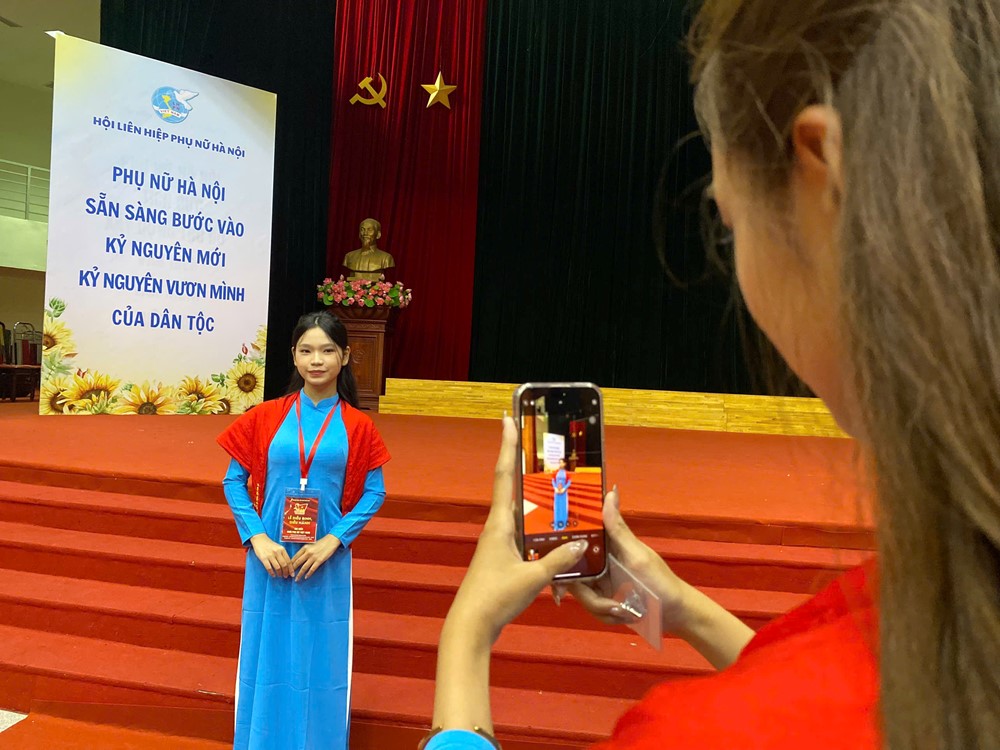 Phụ nữ Việt Nam sẵn sàng cho Lễ diễu binh, diễu hành 2/9: Vẻ đẹp truyền thống hòa cùng tinh thần thời đại - ảnh 2