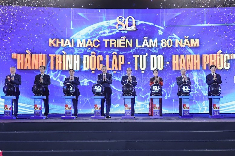 Tổng Bí thư Tô Lâm dự khai mạc Triển lãm thành tựu đất nước "80 năm hành trình Độc lập - Tự do - Hạnh phúc" - ảnh 1