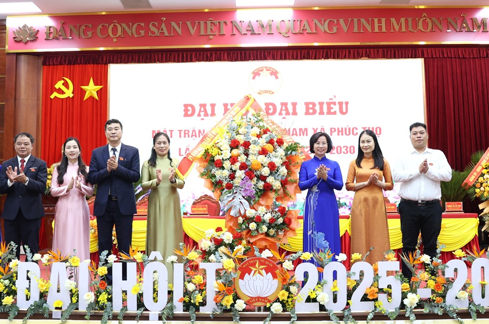 Bà Lê Thị Kim Phương giữ chức Chủ tịch Ủy ban MTTQ Việt Nam xã Phúc Thọ khóa I, nhiệm kỳ 2025-2030  ​ - ảnh 4