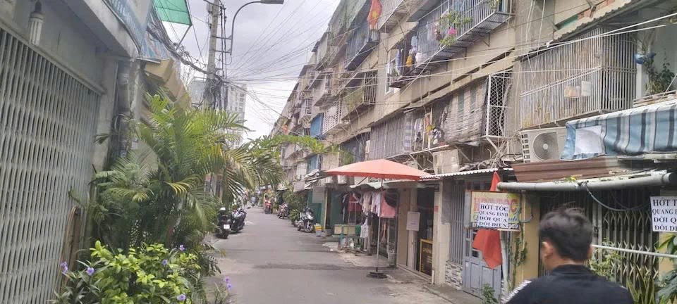 Công tác kiểm định các chung cư cũ trên địa bàn Hà Nội dự kiến sẽ hoàn thành trước quý IV/2025  ​ - ảnh 1