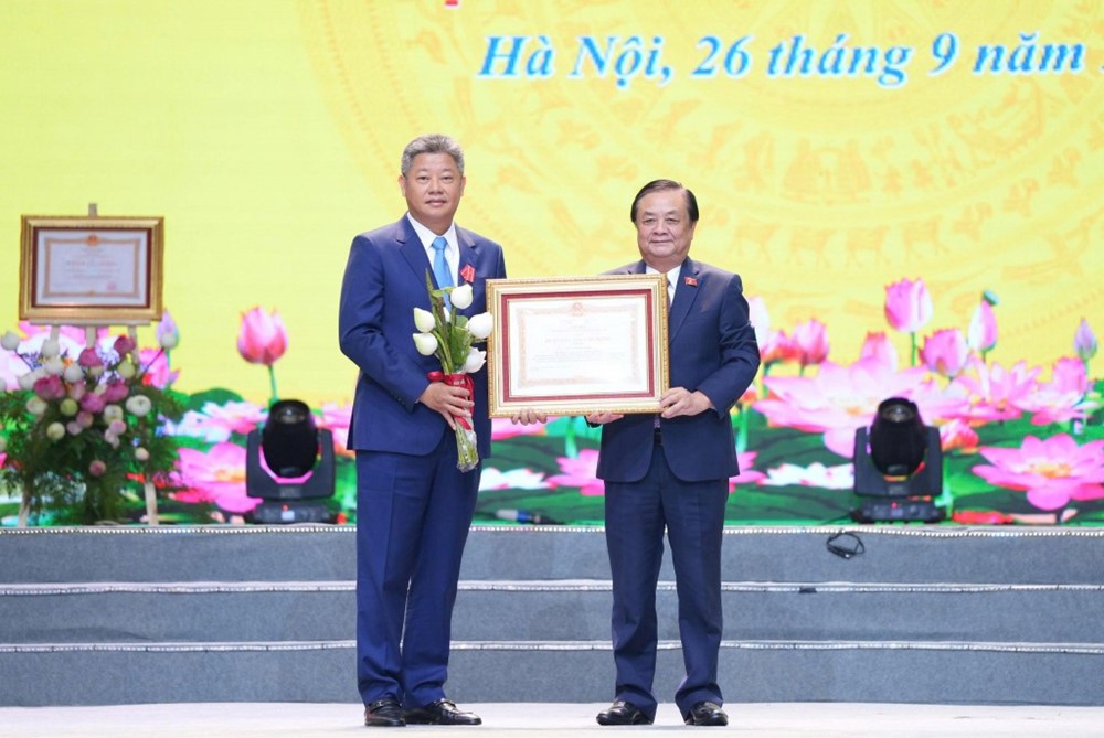 Nông thôn mới không chỉ là đường bê tông, điện, trường khang trang, trạm y tế sạch đẹp, quan trọng hơn là sức sống mới - ảnh 2