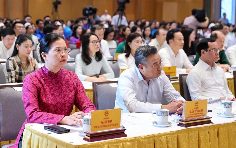 Hà Nội quyết tâm thực hiện có hiệu quả đợt thi đua cao điểm chào mừng Đại hội Đảng - ảnh 2