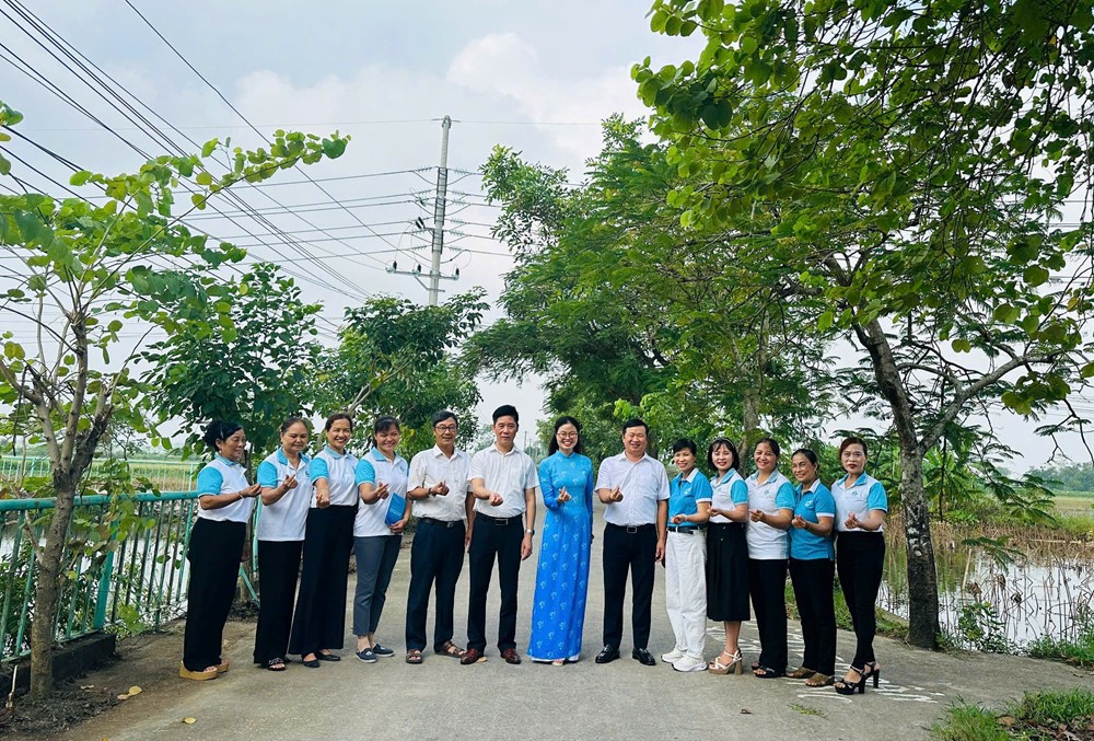 Hội LHPN xã Dân Hoà khánh thành 3 công trình chào mừng thành công Đại hội các cấp  - ảnh 3