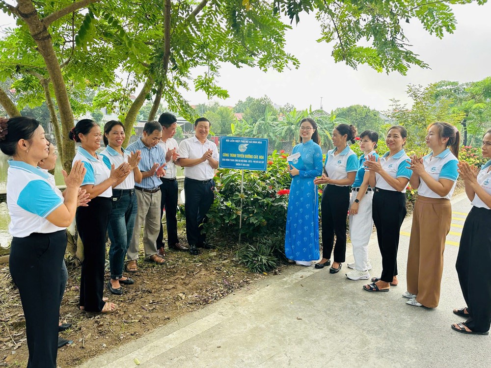 Hội LHPN xã Dân Hoà khánh thành 3 công trình chào mừng thành công Đại hội các cấp  - ảnh 1