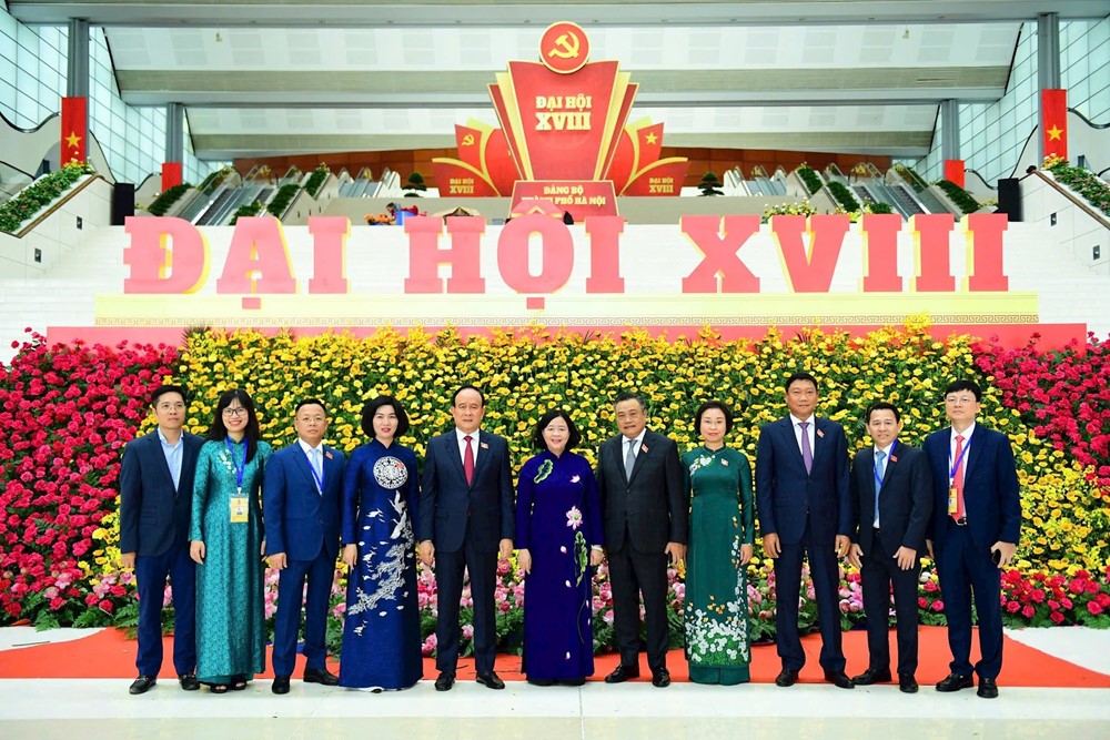        Các tầng lớp Phụ nữ Hà Nội gửi trọn niềm tin, kỳ vọng sự phát triển toàn diện và bền vững của Thủ đô trong nhiệm kỳ mới  ​ - ảnh 2