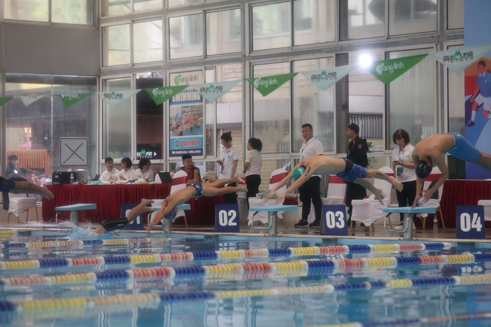 522 vận động viên học sinh Hà Nội thi đấu môn Bơi Hội khoẻ Phù Đổng - ảnh 1