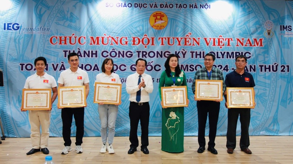 Kỳ thi Olympic quốc tế IMSO năm 2024:  100% học sinh Đoàn Hà Nội đoạt huy chương  - ảnh 1