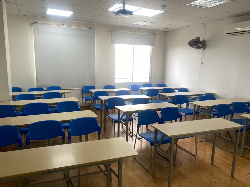 Hà Nội: Xác minh giáo viên Trường THCS Vân Hồ dạy thêm chưa đúng quy định - ảnh 2