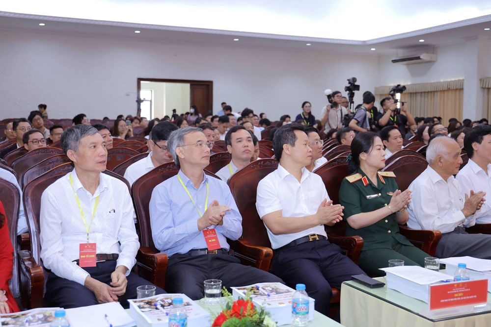 Hội thảo khoa học “Bác Hồ với giáo dục, giáo dục với Bác Hồ” - ảnh 6