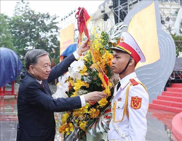 Phát biểu của Tổng Bí thư Tô Lâm tại lễ kỷ niệm 110 năm ngày sinh Tổng Bí thư Nguyễn Văn Linh - ảnh 2