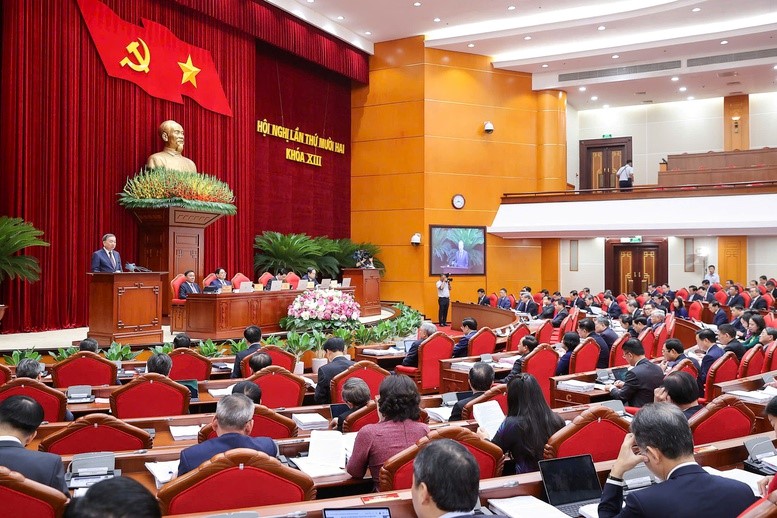 Tổng Bí thư Tô Lâm: Không để bất kỳ lợi ích cục bộ, cảm tính cá nhân làm ảnh hưởng tới chất lượng quyết sách - ảnh 2