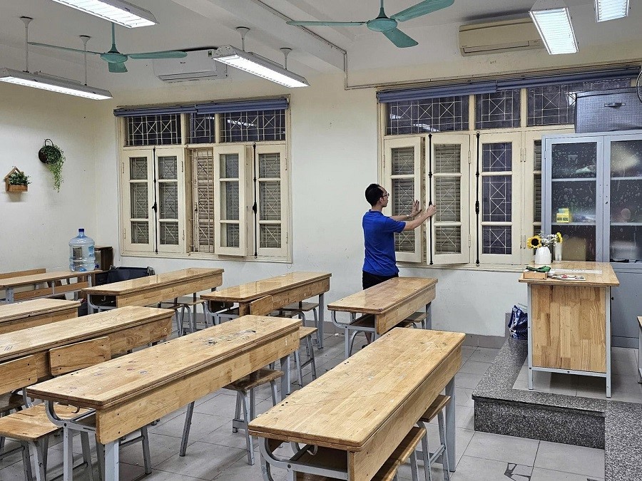 Ngành Giáo dục Hà Nội yêu cầu các trường chủ động ứng phó với bão Wipha - ảnh 1
