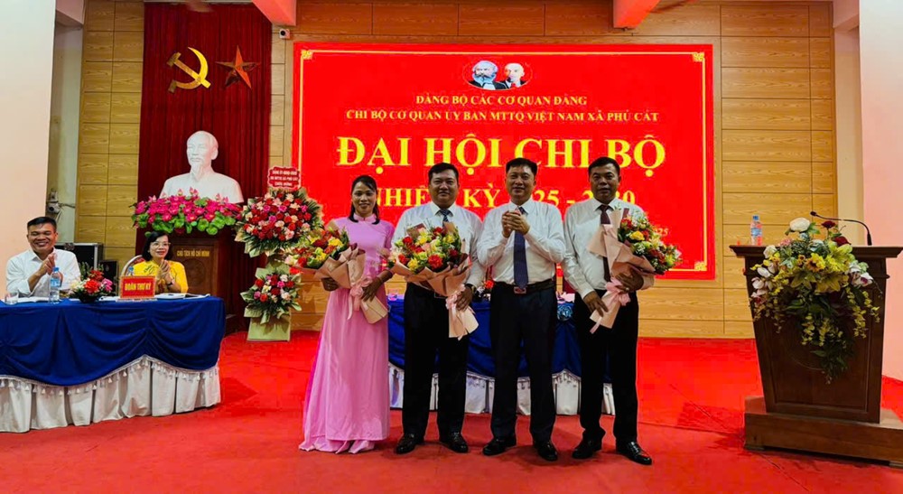  Nâng cao chất lượng hoạt động của Ủy ban Mặt trận tổ quốc, các tổ chính trị - xã hội trong  kỷ nguyên mới - ảnh 6