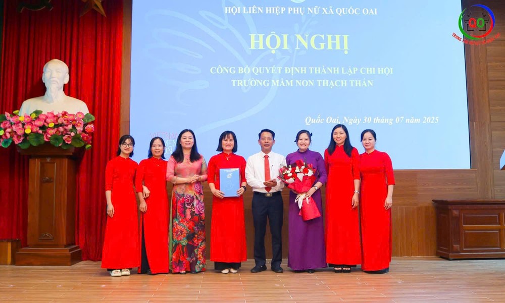 Hội LHPN xã Quốc Oai ra mắt 10 chi hội Phụ nữ trong lực lượng vũ trang và ngành Giáo dục mầm non - ảnh 10