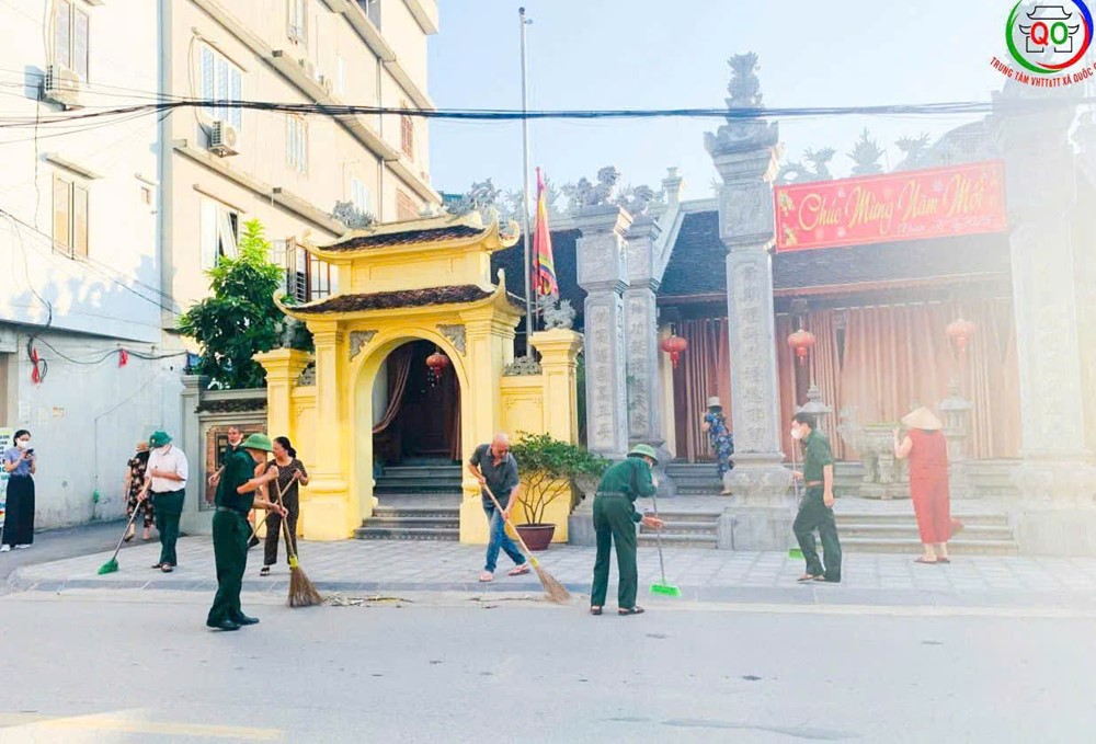 Xã Quốc Oai: Đồng loạt ra quân tổng vệ sinh môi trường - ảnh 22
