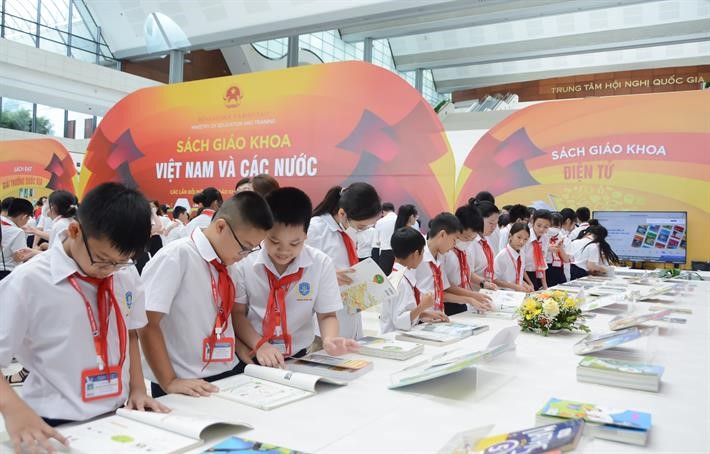 Bộ Giáo dục và Đào tạo lấy ý kiến góp ý chương trình chỉnh sửa một số môn học - ảnh 2