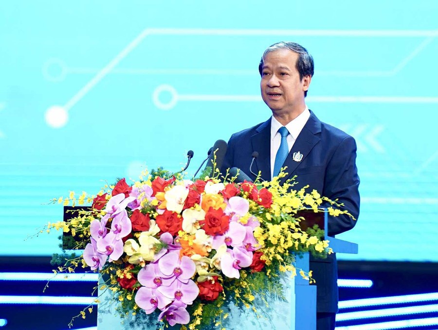 Bộ trưởng Bộ Giáo dục và Đào tạo Nguyễn Kim Sơn:  Thực hiện tốt năm học đột phá về giáo dục và đào tạo - ảnh 5