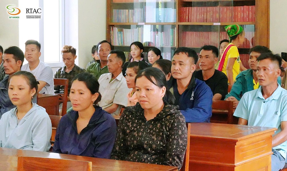 Mang hơi ấm về xã vùng cao Nhôn Mai sau trận lũ quét lịch sử - ảnh 2