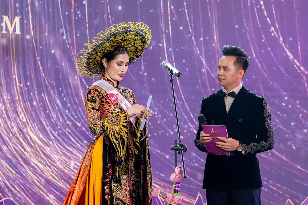 Á hậu 1 Nguyễn Thị Thuận muốn tôn vinh áo dài và lan tỏa văn hóa ẩm thực của người Việt - ảnh 1