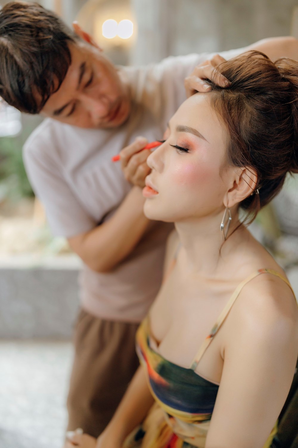  Makeup Phúc Nguyễn nơi ‘chọn mặt gửi vàng’ của mỹ nhân Việt - ảnh 2