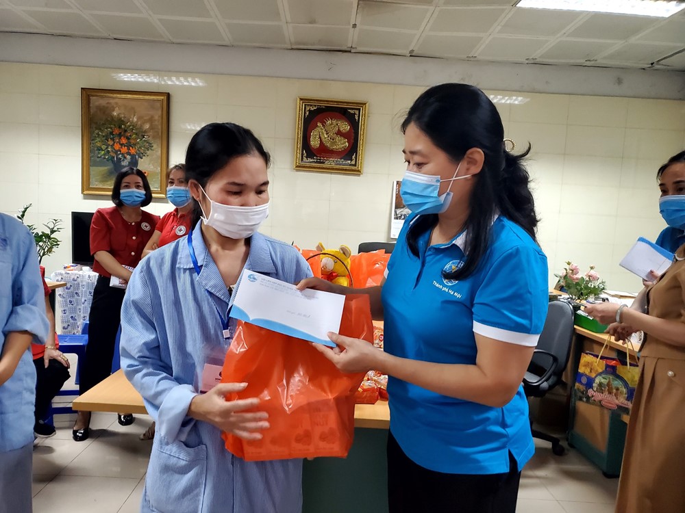Trung thu yêu thương cho bệnh nhi ung thư - ảnh 11