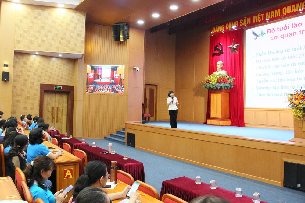 Hội LHPN quận Thanh Xuân truyền thông kiến thức chăm sóc sức khỏe tuổi 30++ - ảnh 1