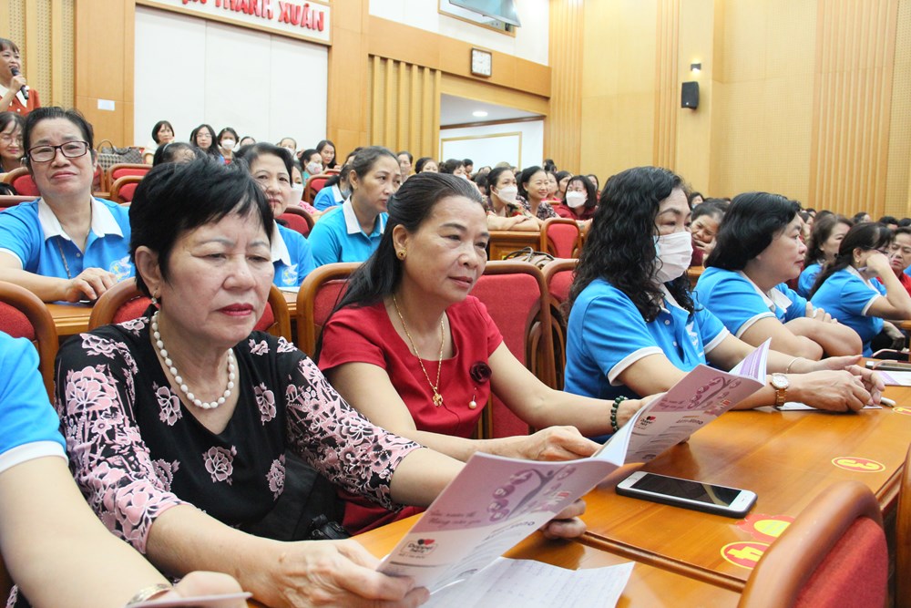 Hội LHPN quận Thanh Xuân truyền thông kiến thức chăm sóc sức khỏe tuổi 30++ - ảnh 2