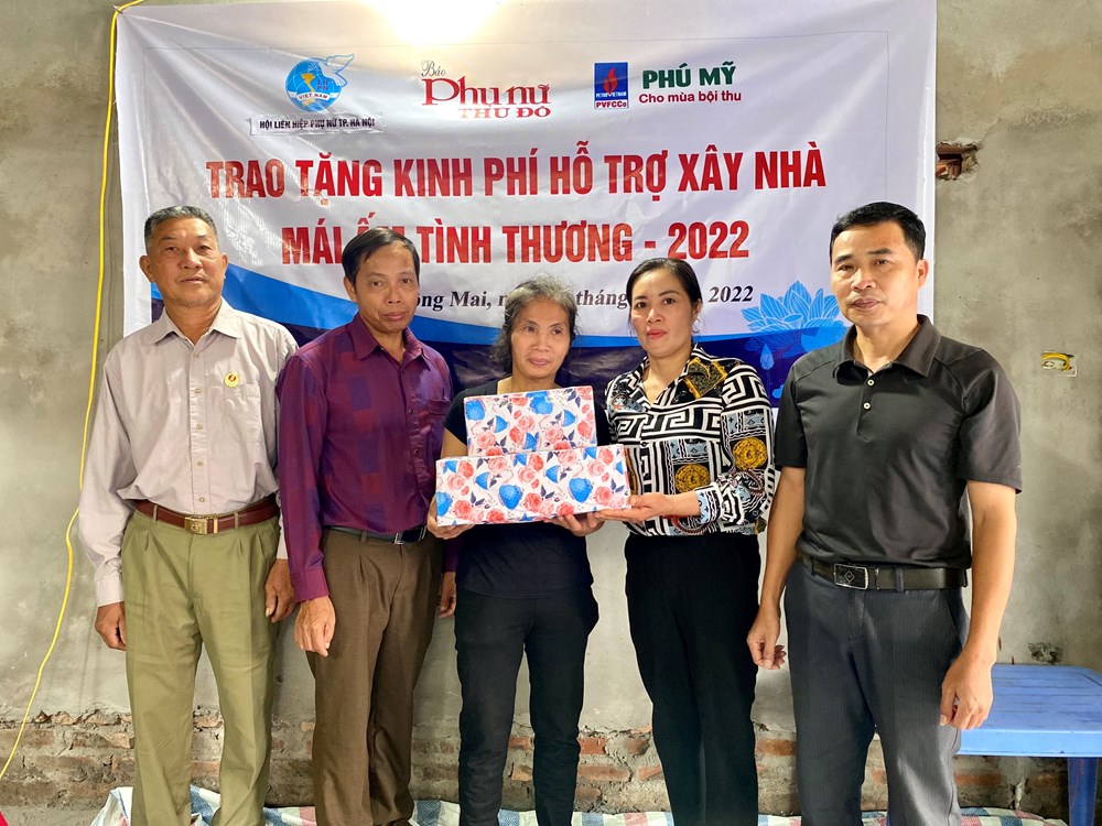 Báo Phụ nữ Thủ đô trao kinh phí xây Mái ấm tình thương cho phụ nữ phường Đồng Mai, Hà Đông - ảnh 5