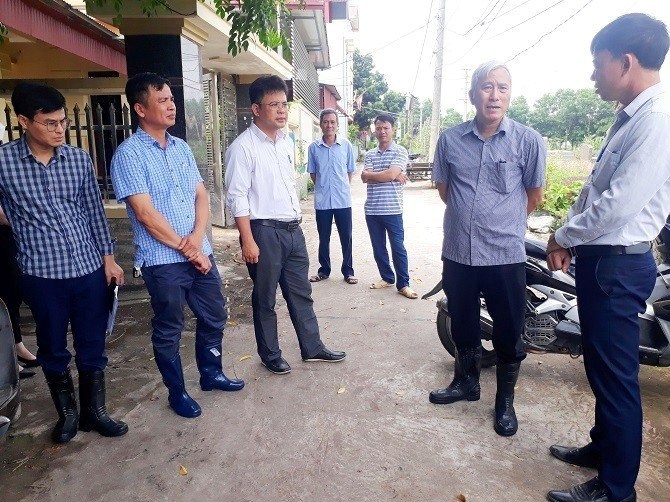 Kịp thời xử lý trường hợp chó dại cắn 6 người dân ở Mê Linh, Hà Nội - ảnh 2
